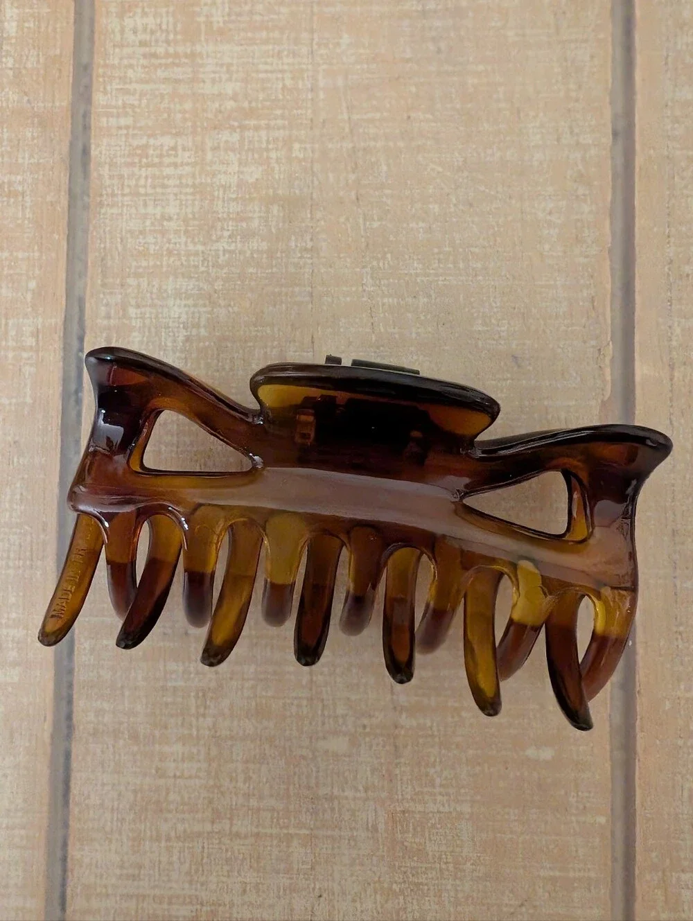 Vintage 90s Classic French Molded Claw Clip
